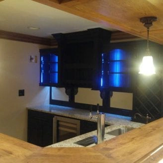 basement-bar-remodeling-wood-top