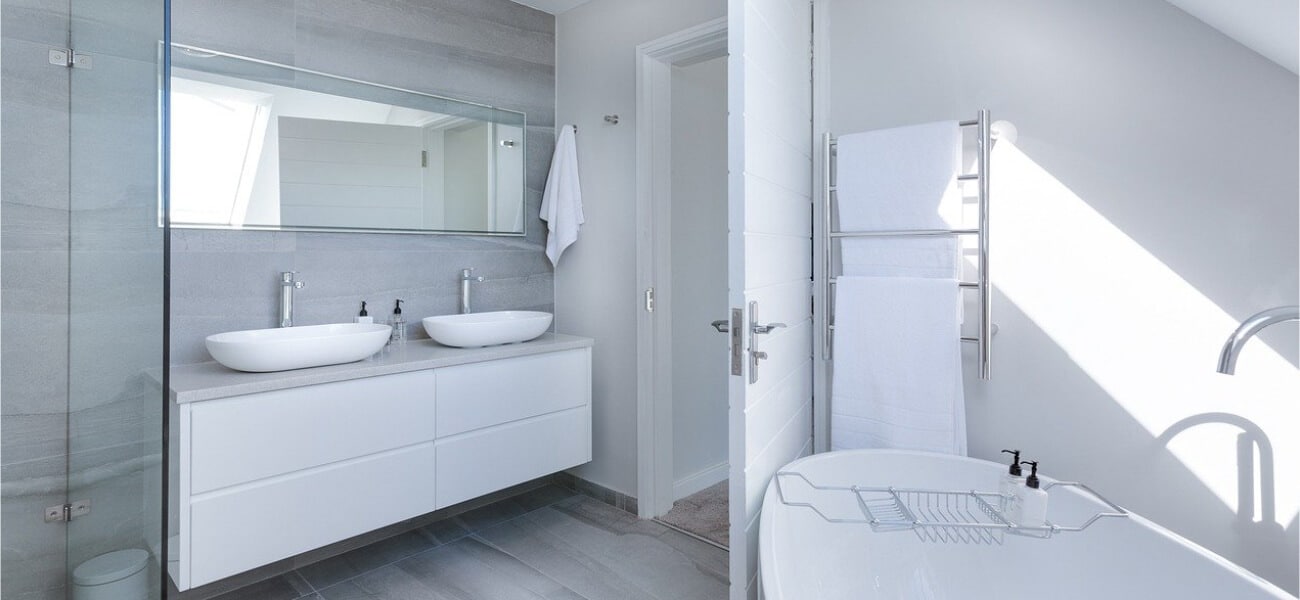 7 Tips from the Experts when making bathroom renovations in small space